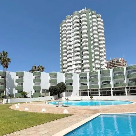 Apartmán Torre - Free Parking - Swimming Pool - Sea View - By Bedzy