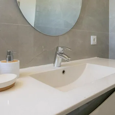 Torre - Free Parking - Swimming Pool - Sea View - By Bedzy Apartamento *