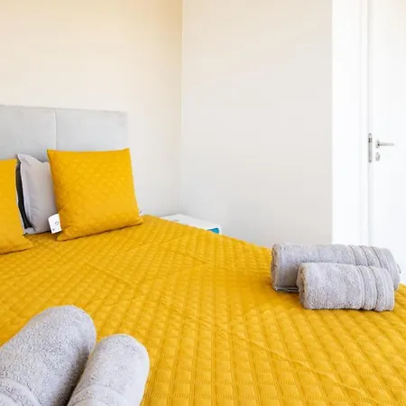 Torre - Free Parking - Swimming Pool - Sea View - By Bedzy Apartment Portimão