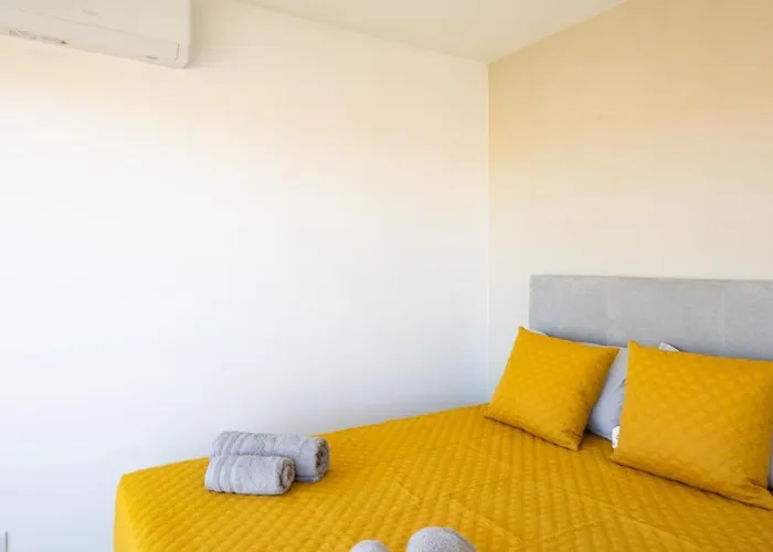 Torre - Free Parking - Swimming Pool - Sea View - By Bedzy Apartment Portimão