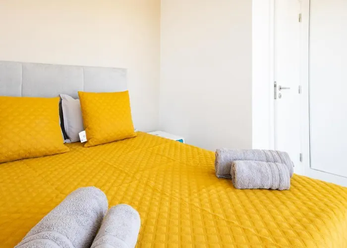 Torre - Free Parking - Swimming Pool - Sea View - By Bedzy Apartment Portimão